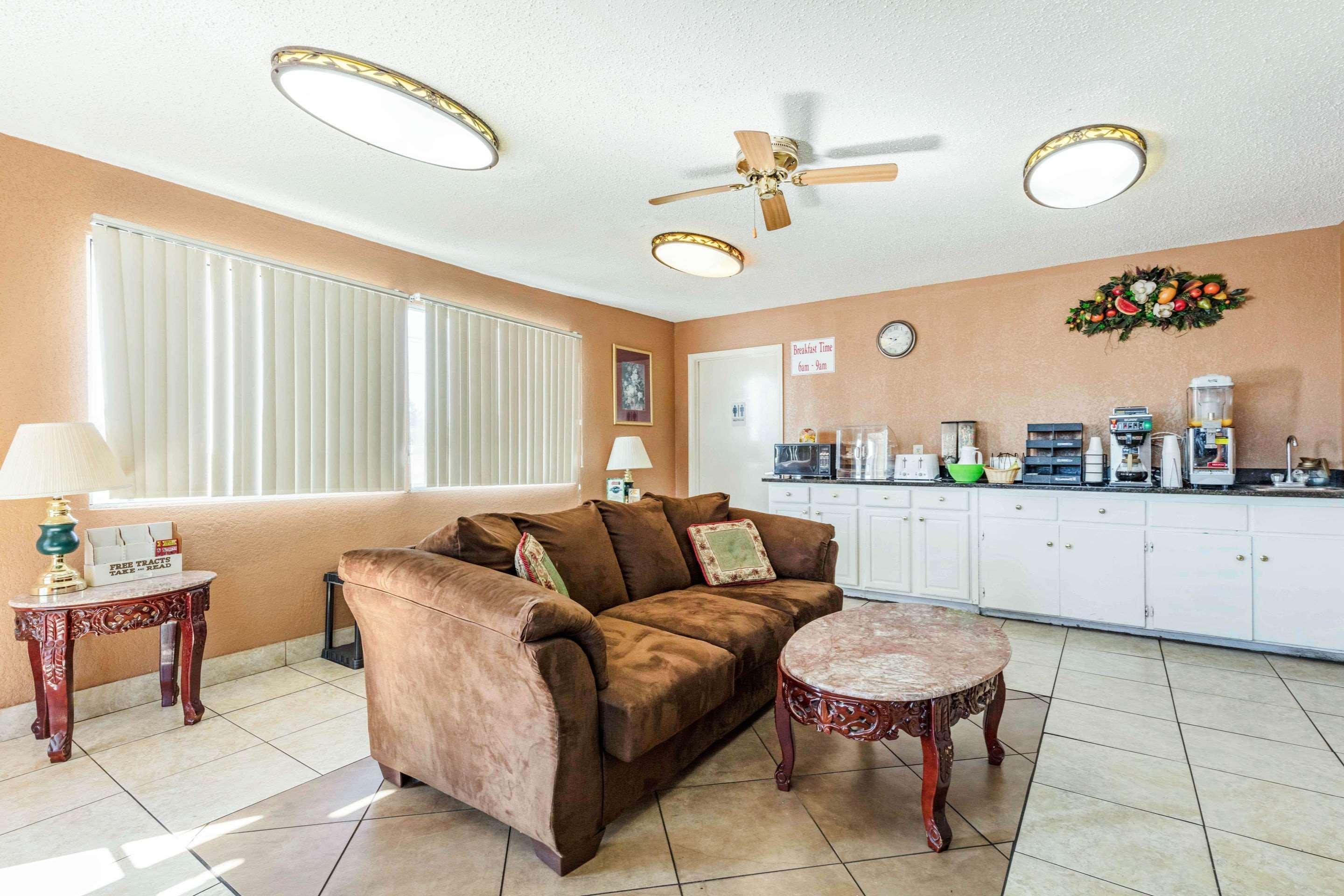 Rodeway Inn Prattville I-65 Exteriér fotografie